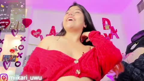 Snapshot of ahri_elderwood chatting on February 2025 08:33:01 AM Ahri help me get to 100  online show from February 2025 08:33:01 AM