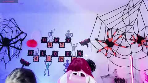 Snapshot of ahri_elderwood chatting on October 2025 04:34:02 AM Ahri help me get to 100  online show from October 2025 04:34:02 AM