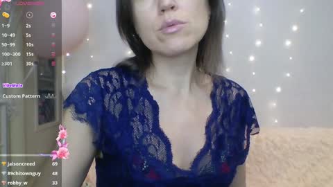 Snapshot of ahtena chatting on December 2024 02:40:02 PM Ahtena online show from December 2024 02:40:02 PM