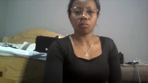 Aicha boobs online show from September 2025 04:20:02 PM