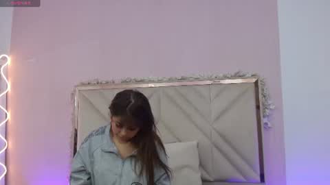 aiithana_tay online show from July 2026 07:05:01 PM