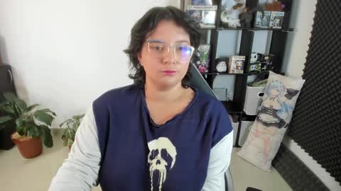 Snapshot of aikadreams chatting on January 2025 03:46:01 PM Catalina online show from January 2025 03:46:01 PM