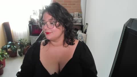 Snapshot of aikadreams chatting on September 2025 07:58:02 PM Catalina online show from September 2025 07:58:02 PM