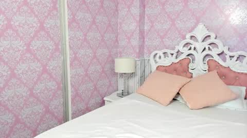 Snapshot of ailee_naughty chatting on November 2025 01:44:01 AM online show from November 2025 01:44:01 AM