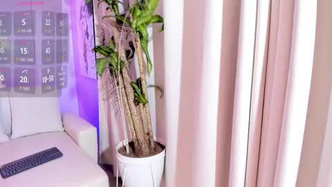 Snapshot of ailee_naughty chatting on December 2025 01:56:02 AM online show from December 2025 01:56:02 AM