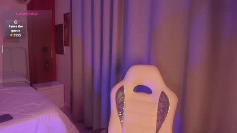 Snapshot of ailee_naughty chatting on February 2026 02:04:02 AM online show from February 2026 02:04:02 AM