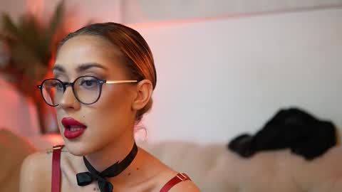  Aileen  online show from November 2025 08:55:01 PM