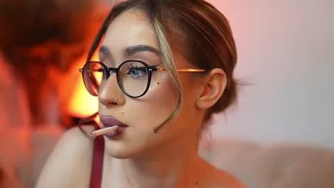  Aileen  online show from April 2026 08:15:02 PM