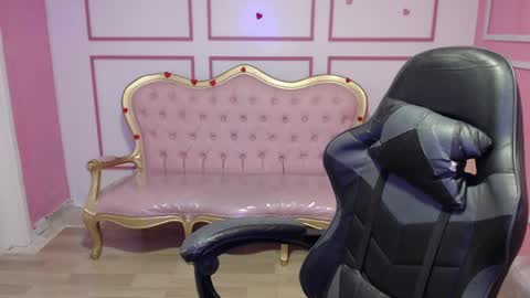 Ailen online show from December 2024 03:38:02 AM