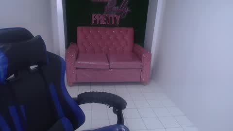 Ailen online show from December 2024 09:09:02 PM