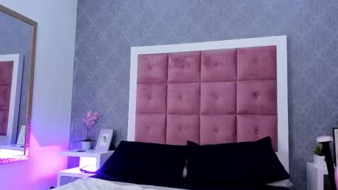 Ailen online show from November 2025 12:49:01 PM