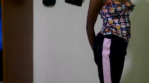 Cindy online show from November 2025 08:03:01 AM