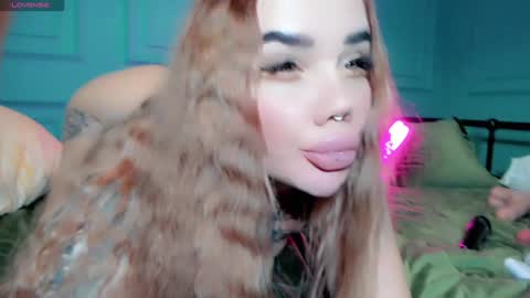Snapshot of aira_vi chatting on January 2025 04:06:01 PM Aira online show from January 2025 04:06:01 PM