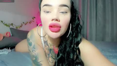 Snapshot of aira_vi chatting on October 2025 01:09:01 PM Aira online show from October 2025 01:09:01 PM