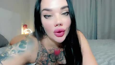Snapshot of aira_vi chatting on July 2026 01:46:02 PM Aira online show from July 2026 01:46:02 PM