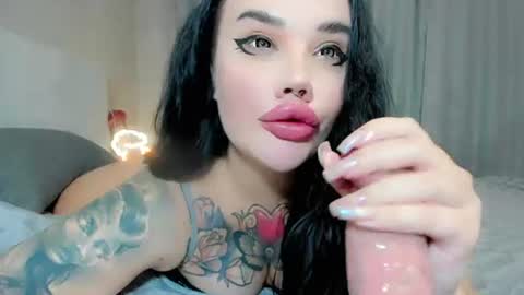 Snapshot of aira_vi chatting on August 2026 06:06:02 PM Aira online show from August 2026 06:06:02 PM