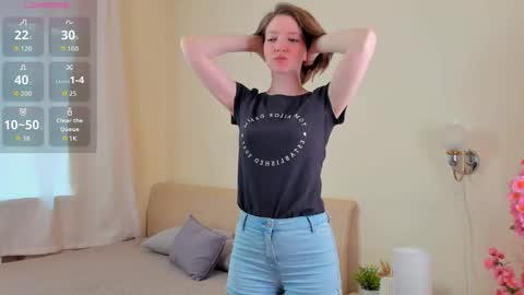Sofia help me get 50 thumbs up online show from May 2026 05:34:01 AM