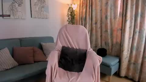 Aisha online show from July 2026 02:08:02 PM