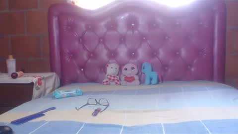 aisha koswell3 online show from February 2025 02:10:02 PM