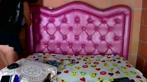 aisha koswell3 online show from September 2025 07:36:01 AM