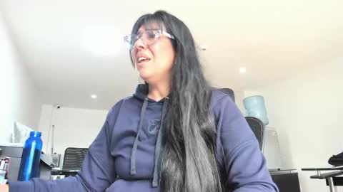 Katie   online show from December 2025 02:26:01 PM