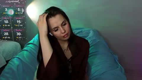 Snapshot of aisha_riley chatting on September 2025 03:23:01 PM Aisha online show from September 2025 03:23:01 PM