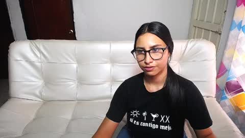 aisha_stacey0410 online show from March 2026 05:03:01 PM