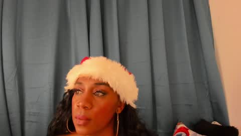 Snapshot of aisha_w10 chatting on December 2024 04:09:02 PM Aisha online show from December 2024 04:09:02 PM