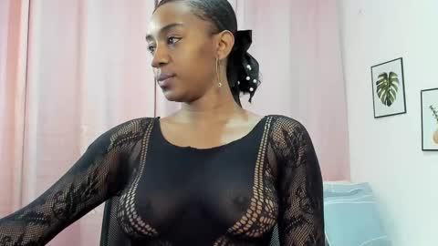 Snapshot of aisha_w10 chatting on February 2025 12:48:01 PM Aisha online show from February 2025 12:48:01 PM