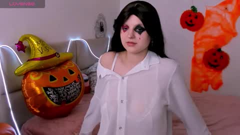 Aisha online show from October 2025 04:13:02 AM