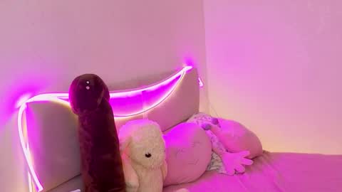 Aisha online show from February 2026 09:08:02 AM