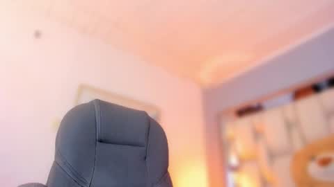 Snapshot of aishakassandra chatting on July 2026 11:27:01 AM KASSANDRA online show from July 2026 11:27:01 AM