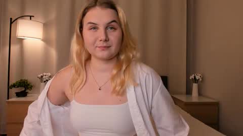 Hermione online show from November 2025 08:35:02 PM