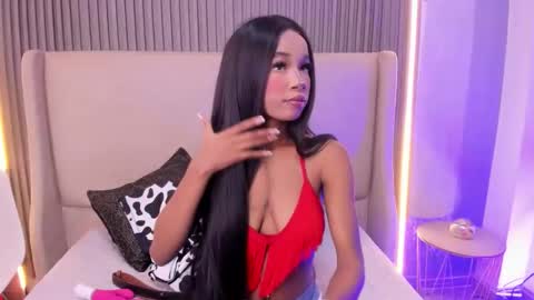 Snapshot of aishavalcazar chatting on January 2026 03:43:01 AM AishaValcazar online show from January 2026 03:43:01 AM