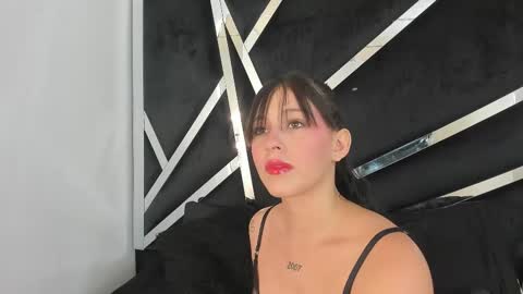 aishaxht online show from February 2026 09:27:01 PM