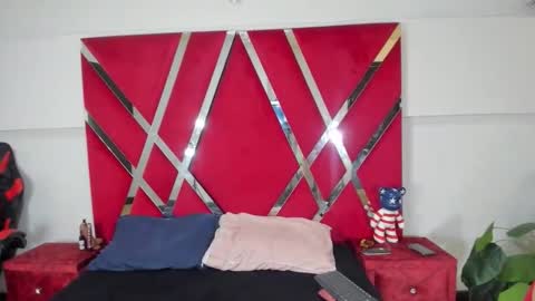 aishaxht online show from March 2026 08:57:01 PM