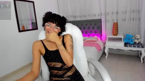 Snapshot of aitana_kahlo chatting on September 2025 10:48:01 AM Aitana online show from September 2025 10:48:01 AM