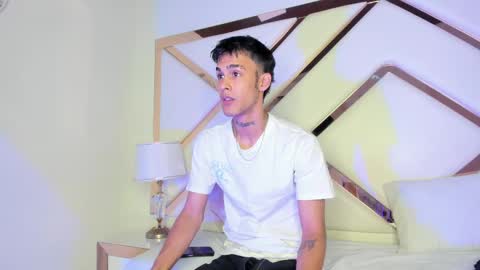 Snapshot of aitana_valverde chatting on November 2025 07:47:01 PM AITANA online show from November 2025 07:47:01 PM