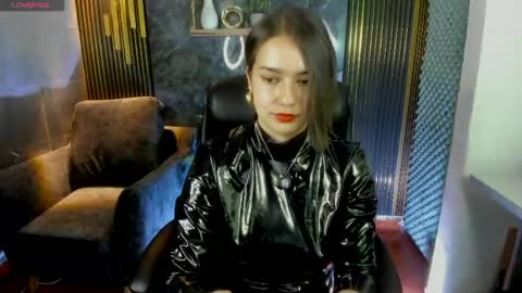Miss Tatiana Independent Chaturbate Model online show from April 2026 01:43:02 AM