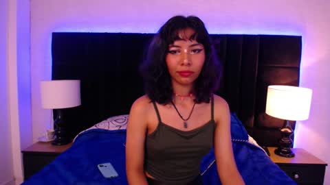 A K A N E  U W U online show from January 2025 03:27:01 PM