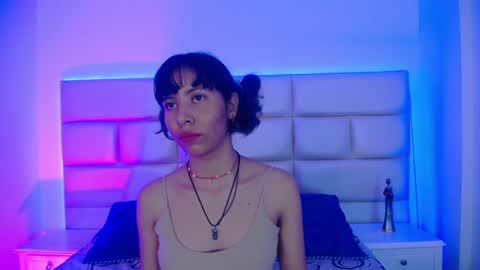 A K A N E  U W U online show from March 2025 08:18:02 PM