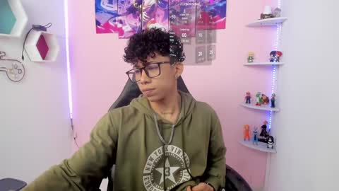 akazaboy online show from January 2025 04:21:01 AM