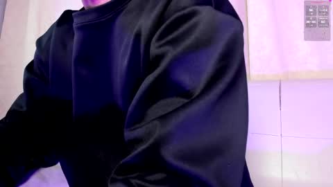 akazaboy online show from May 2026 04:53:01 AM