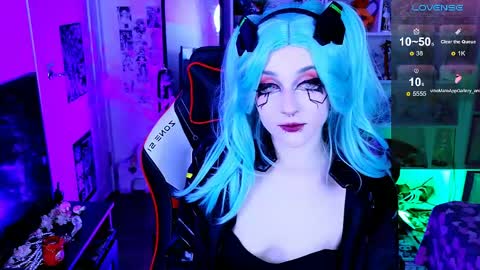 Aki online show from April 2026 07:00:02 PM