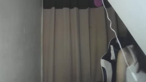 akira_z101 online show from March 2025 09:33:02 AM