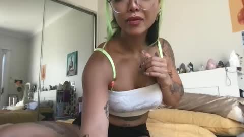 Akira Zay online show from December 2025 10:37:02 PM