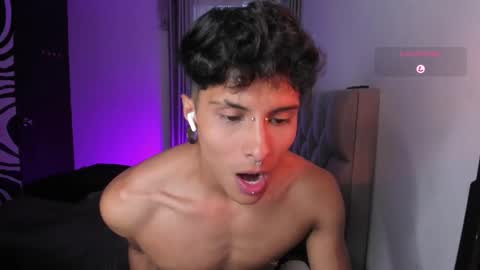 Snapshot of ala_ha_ chatting on October 2025 10:32:02 PM Ander uwu online show from October 2025 10:32:02 PM