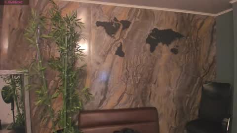 Snapshot of alahia_dangelo_ chatting on March 2026 05:19:02 PM ALAHIA online show from March 2026 05:19:02 PM