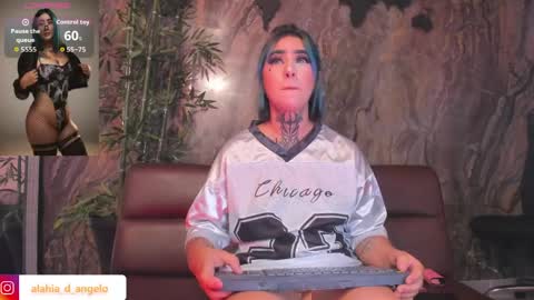 Snapshot of alahia_dangelo_ chatting on April 2026 01:27:02 AM ALAHIA online show from April 2026 01:27:02 AM