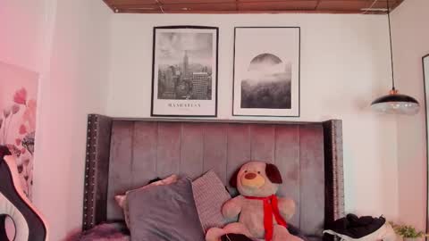 Alaia Carter online show from November 2025 04:34:02 AM